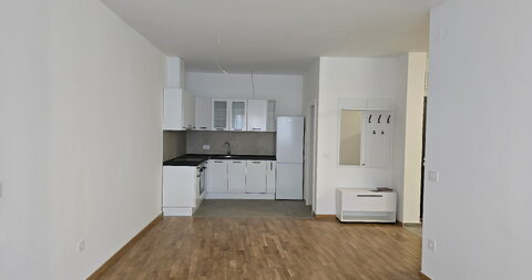 Center 3,Apartment