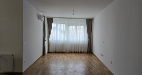 Center 3,Apartment