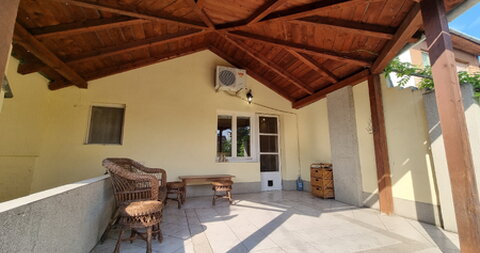 Kertvaroš,Kuća