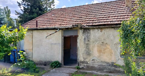 Novo Selo,Kuća