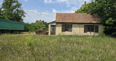 Radanovac,Građevinsko zemljište