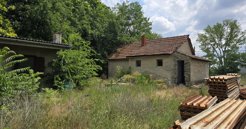 Radanovac,Građevinsko zemljište