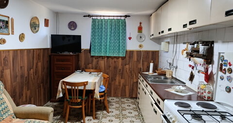 Feketić,Kuća