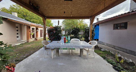 Mali Radanovac,Kuća