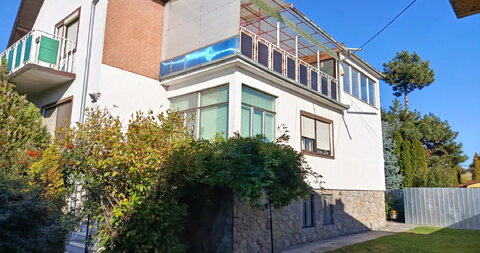 Željezničko naselje,Kuća